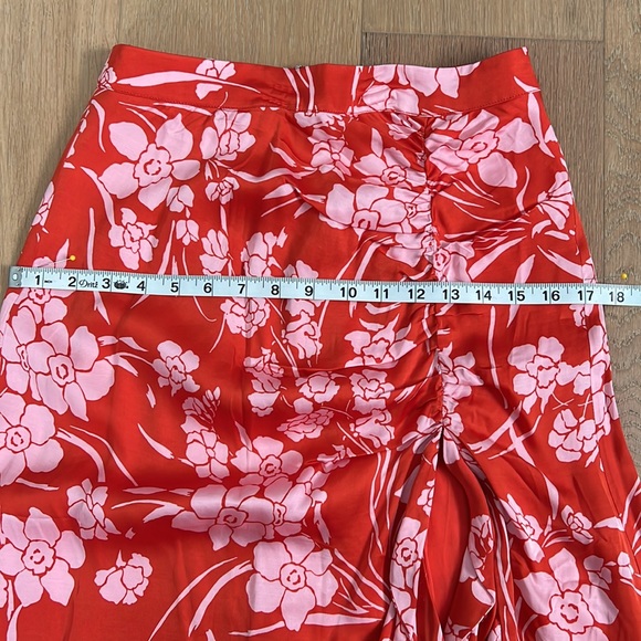 NWOT SONG OF STYLE Zahir Ruffle Satin Floral Print Skirt - Red Dahlia - Small - Picture 12 of 13